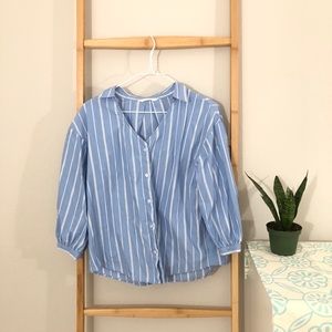 V neck vertical stripe shirt with puff sleeves